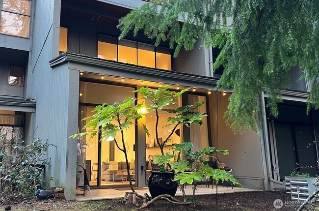 Photo - 6236 137th Pl NE