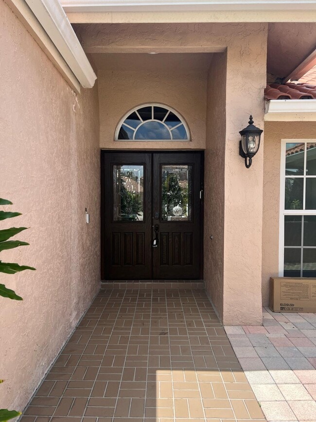 Photo - 9664 W Lake Ct