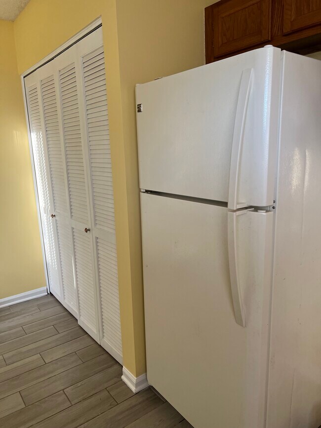 Photo - 8340 Westover Ct