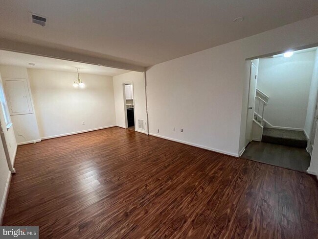 Photo - 8806 Walutes Cir