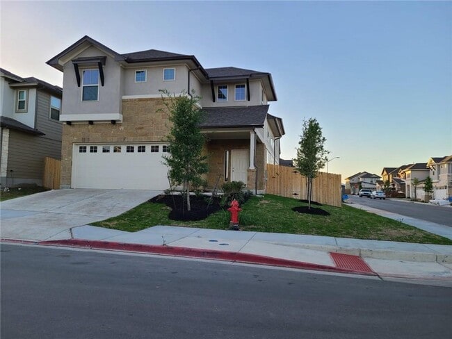 Building Photo - 3201 College Park Dr