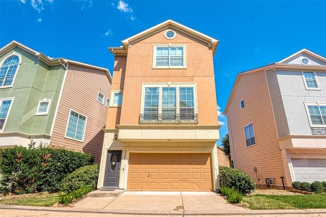 Building Photo - 3302 Clearview Cir
