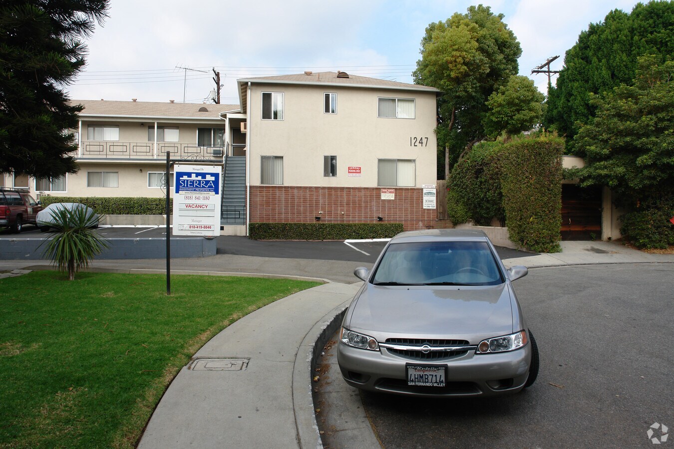 Photo - 1247 Viola Ave