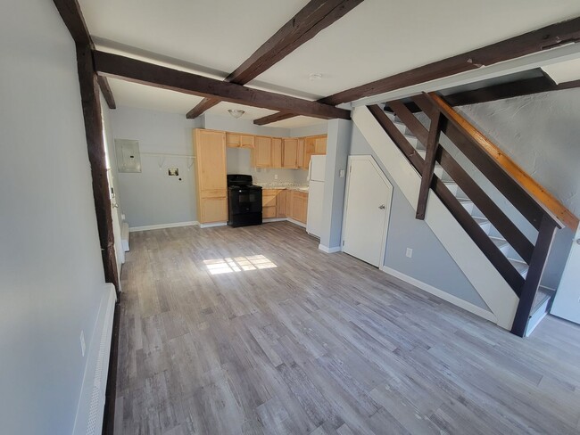 2 Bedroom 1 Bathroom Townhome - 2 Bedroom 1 Bathroom Townhome Unit G