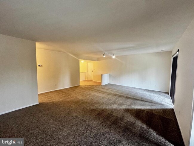 Photo - 8 Winners Cir Unidad 2B