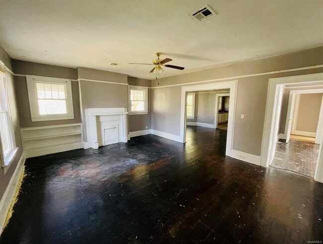 Photo - 39 S Lewis St