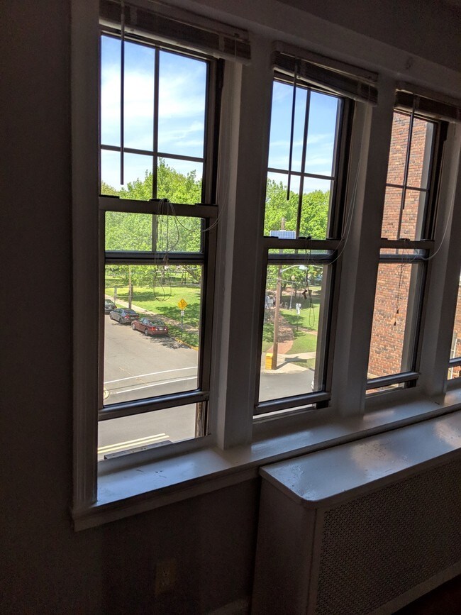 Photo - 430 Union St Unidad 35E