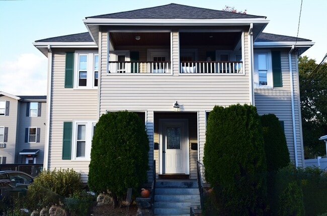 Building Photo - 56 Cherry St Unit 1