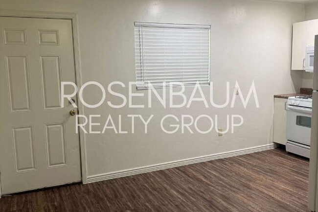 Photo - 770 N Dodge Blvd Unit 31