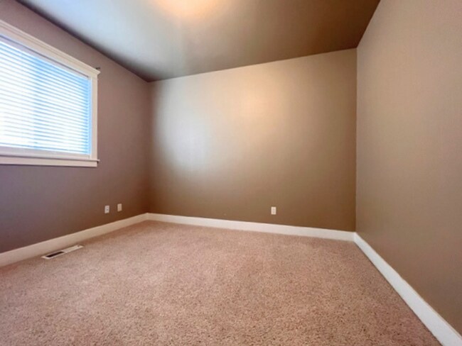 Photo - 9024 W Dalton Pl
