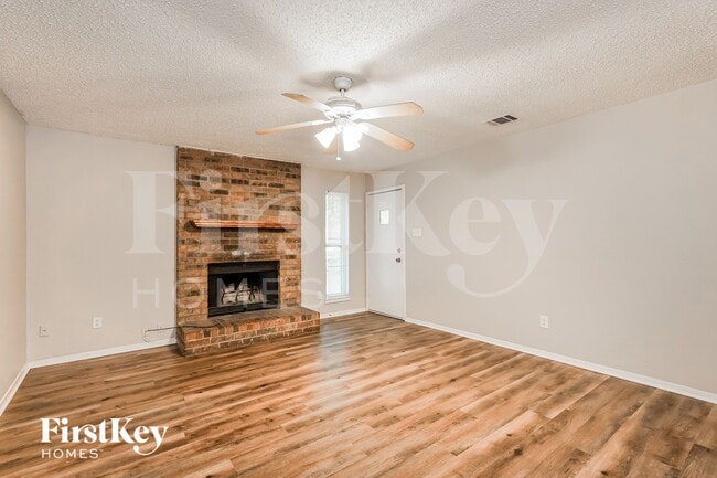 Photo - 924 Kimbrough St