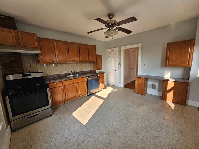 38-40-40 Hillside Ave
