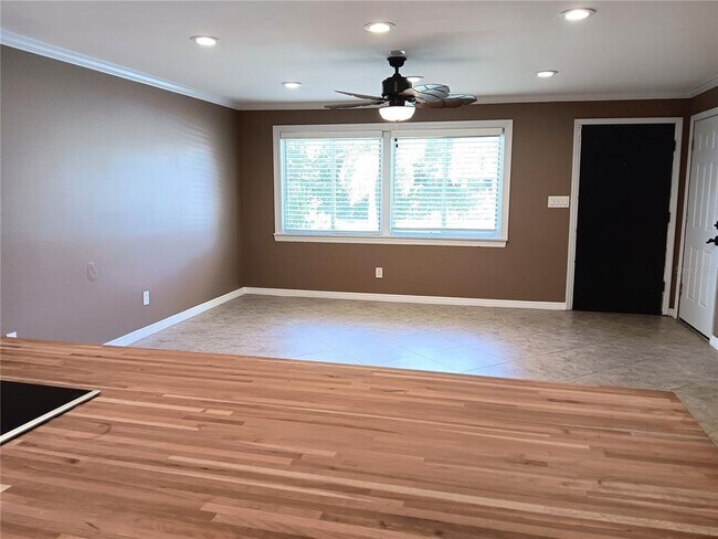 Photo - 1302 Amble Ln
