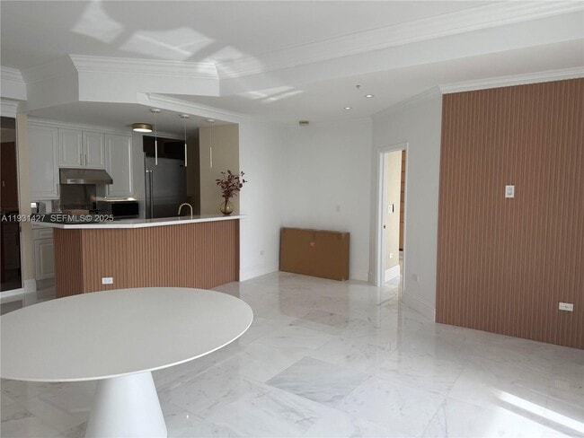 Photo - 848 Brickell Key Dr Unit PH4003