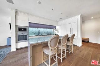 Photo - 132 N Swall Dr