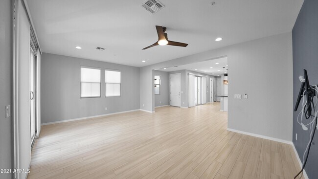 Photo - 2354 W Gloria Ln