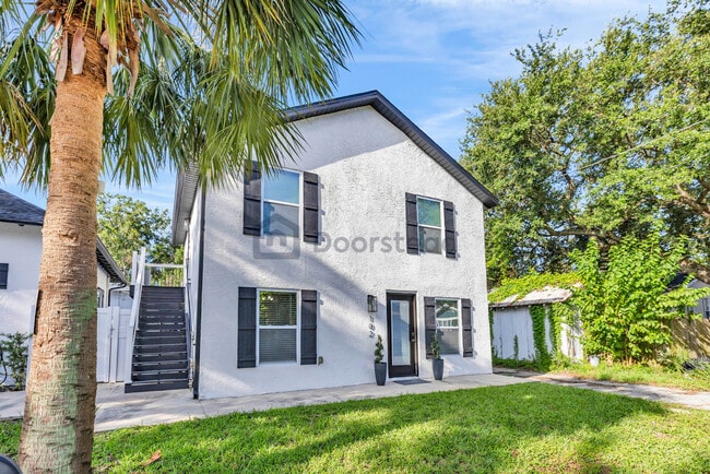 Photo - 102 W Kentucky Ave