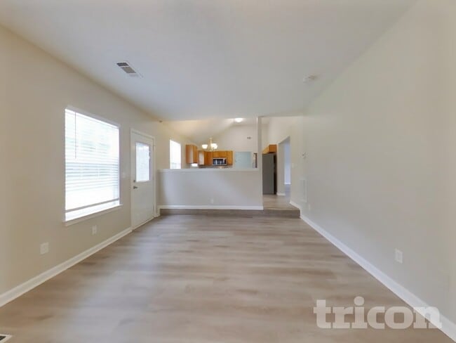 Photo - 816 Marcus Ln