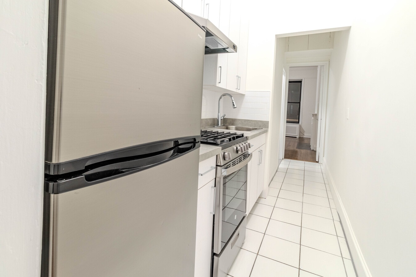 Photo - 209 E 48th St Unit 1