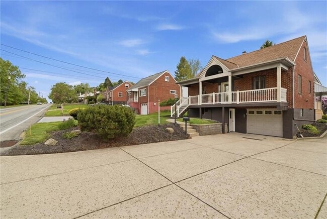 Photo - 336 Logan Rd