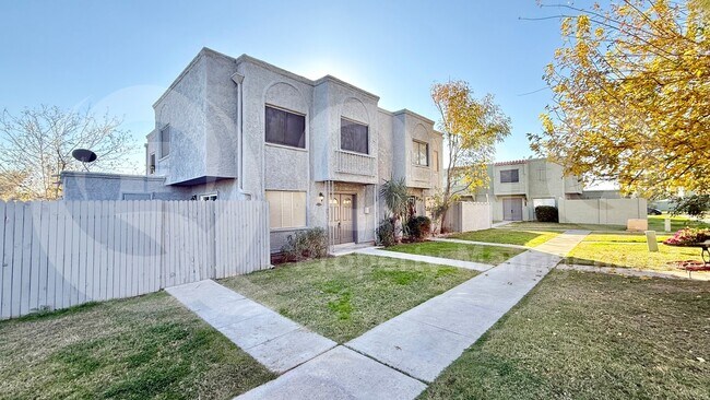 Photo - 5304 W Hearn Rd