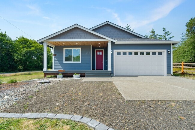 Photo - 899 Point Brown Ave SW House