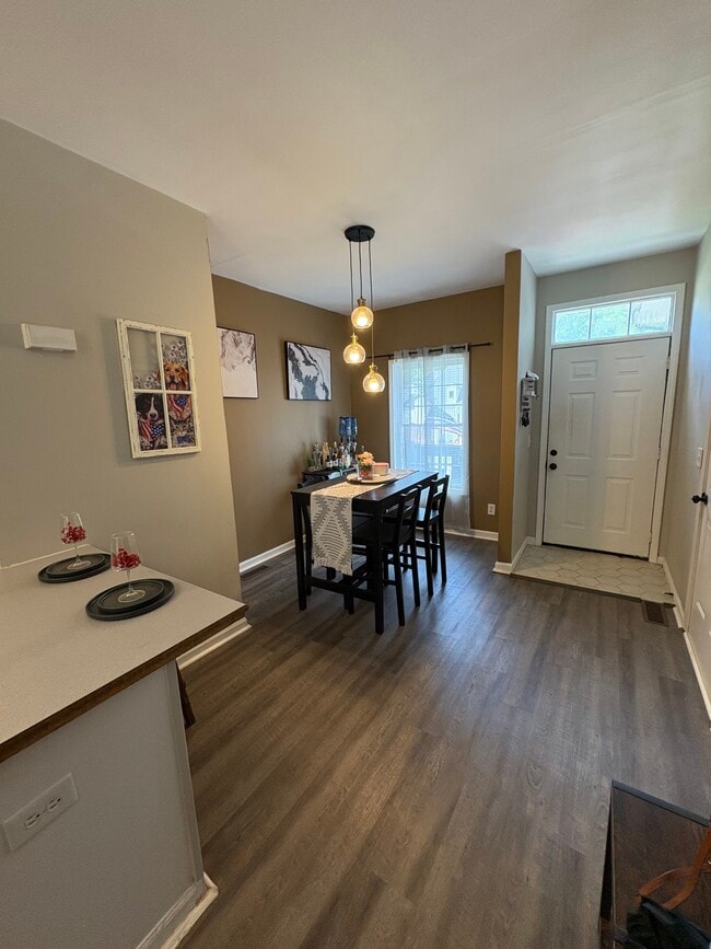 Photo - 7640 Katherine Dr