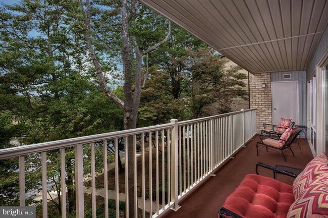 Photo - 6109 Bellinham Ct Apartment Unit 1111-12