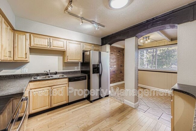 Photo - 11626 Grant St