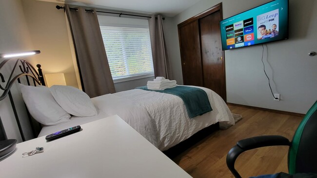 Photo - 1803 N 200th St