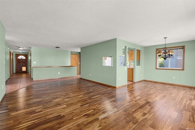 Photo - 2334 Island Dr NW