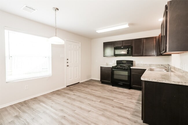 Photo - 16922 Lacey Bell Ln