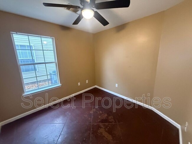 Photo - 920 Belt St Unit 7