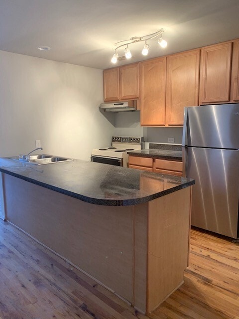 Photo - 3055 N Sheffield Ave Unidad 3B