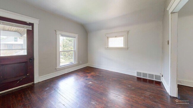 Photo - 3865 W 16th St