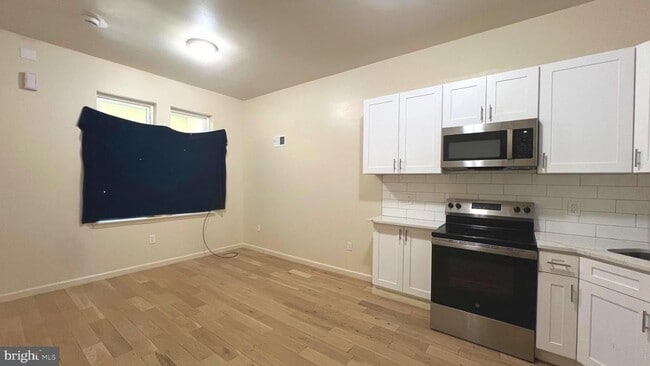 Photo - 1219 W Silver St