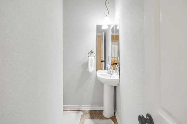 Photo - AUGUST PRE-LEASE Spacious 3 Bedroom 2.5 Bathroom Townhome with Covered Parking