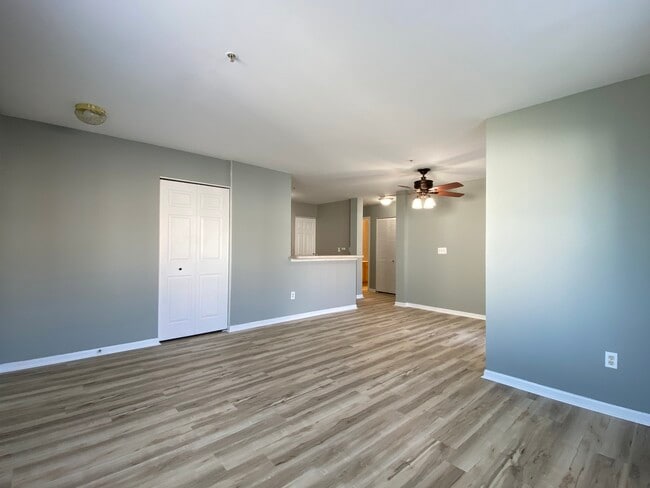 Photo - 136 Bertram Dr Unit H