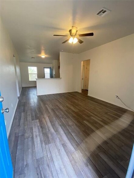 1204 Granite Ln