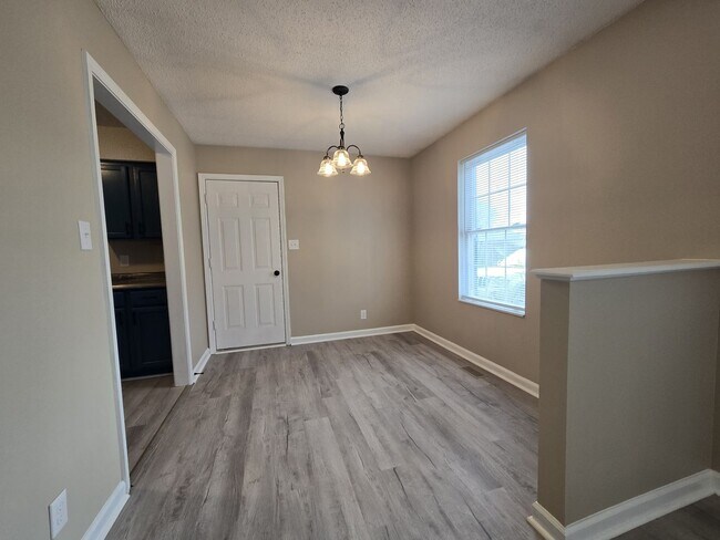 Photo - 3 Bedroom 2 Bathroom Home