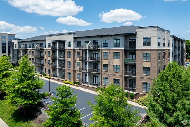 Photo - District at Seven Springs