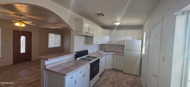 Photo - 4906 Sierra Madre Dr