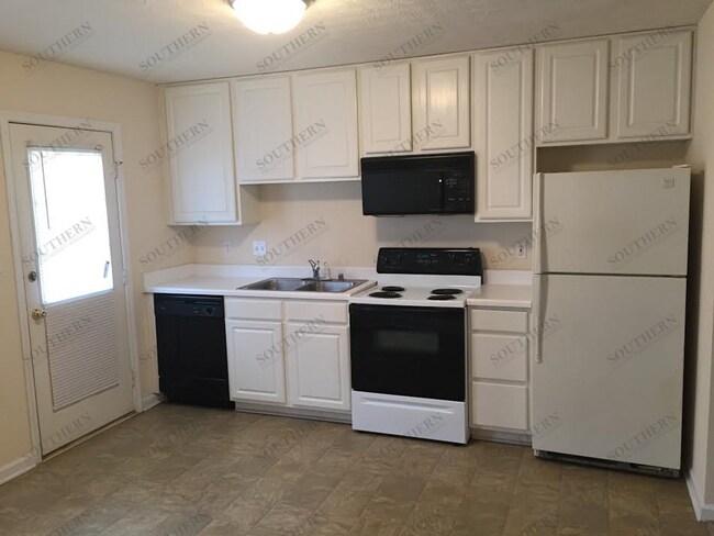3930 Banyan Ct Unit D