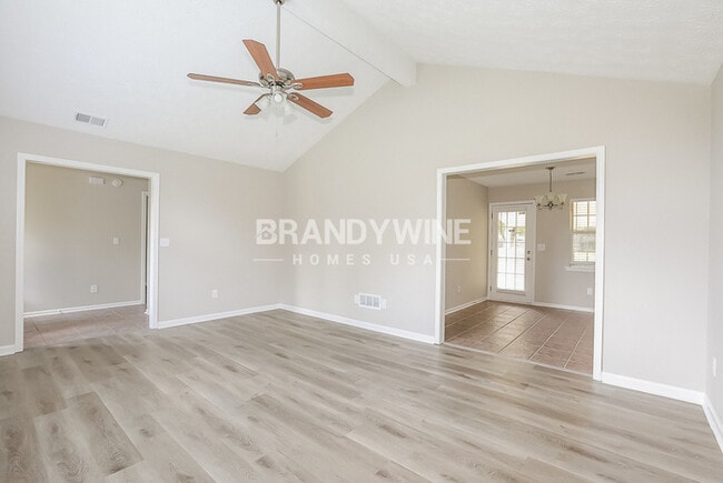 Photo - 148 Helen Dr