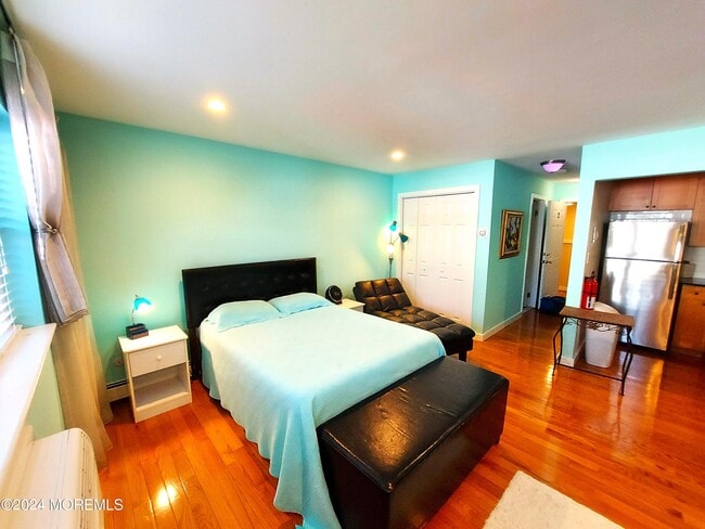 Photo - 302 Fifth Ave Unit 2