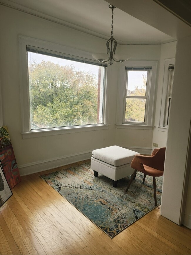 Photo - 6724 S Paxton Ave Unit 3