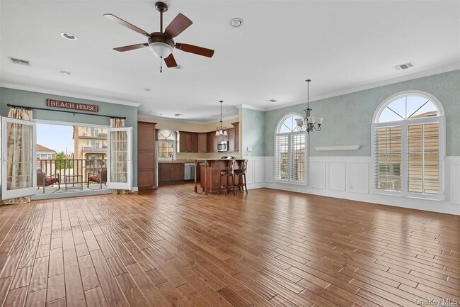 Photo - 434 E Broadway Unit A