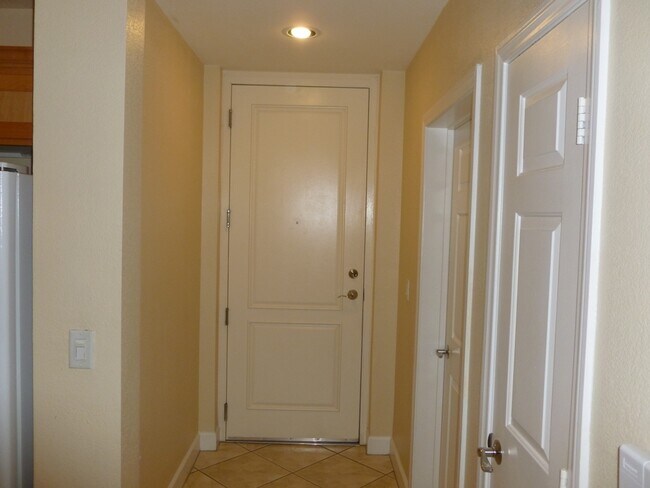 Photo - 71 E Agate Ave Unidad 201 Rental