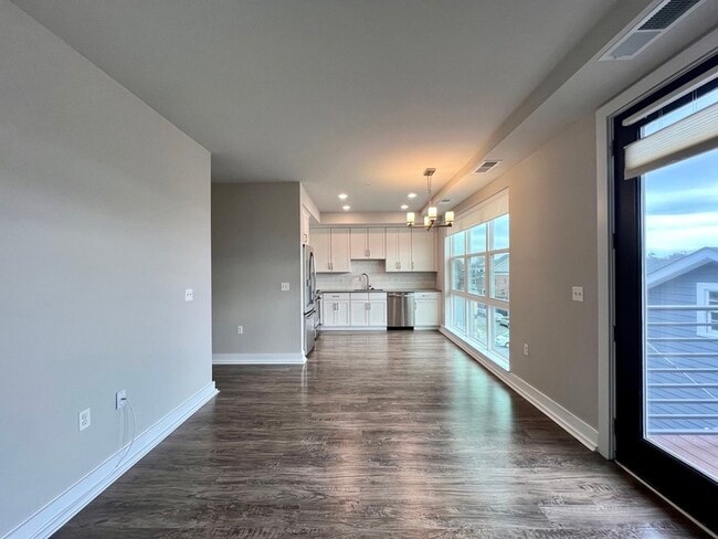 Photo - 1800 Mt Vernon Ave