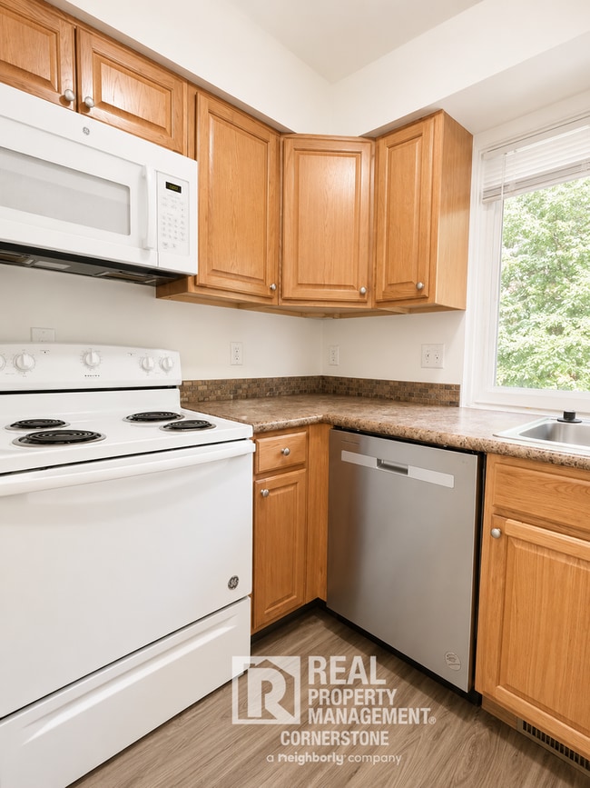 Photo - Spacious 2BR Townhome in Gull Lake Schools | Dog Friendly Unit 6